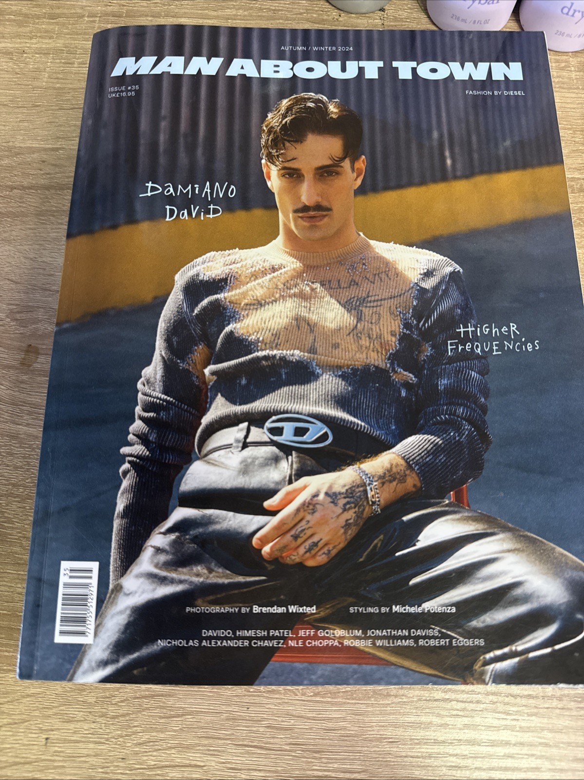 MAN ABOUT TOWN MAGAZINE-AUTUMN/WINTER 2024 ISSUE 35 Damiano David 