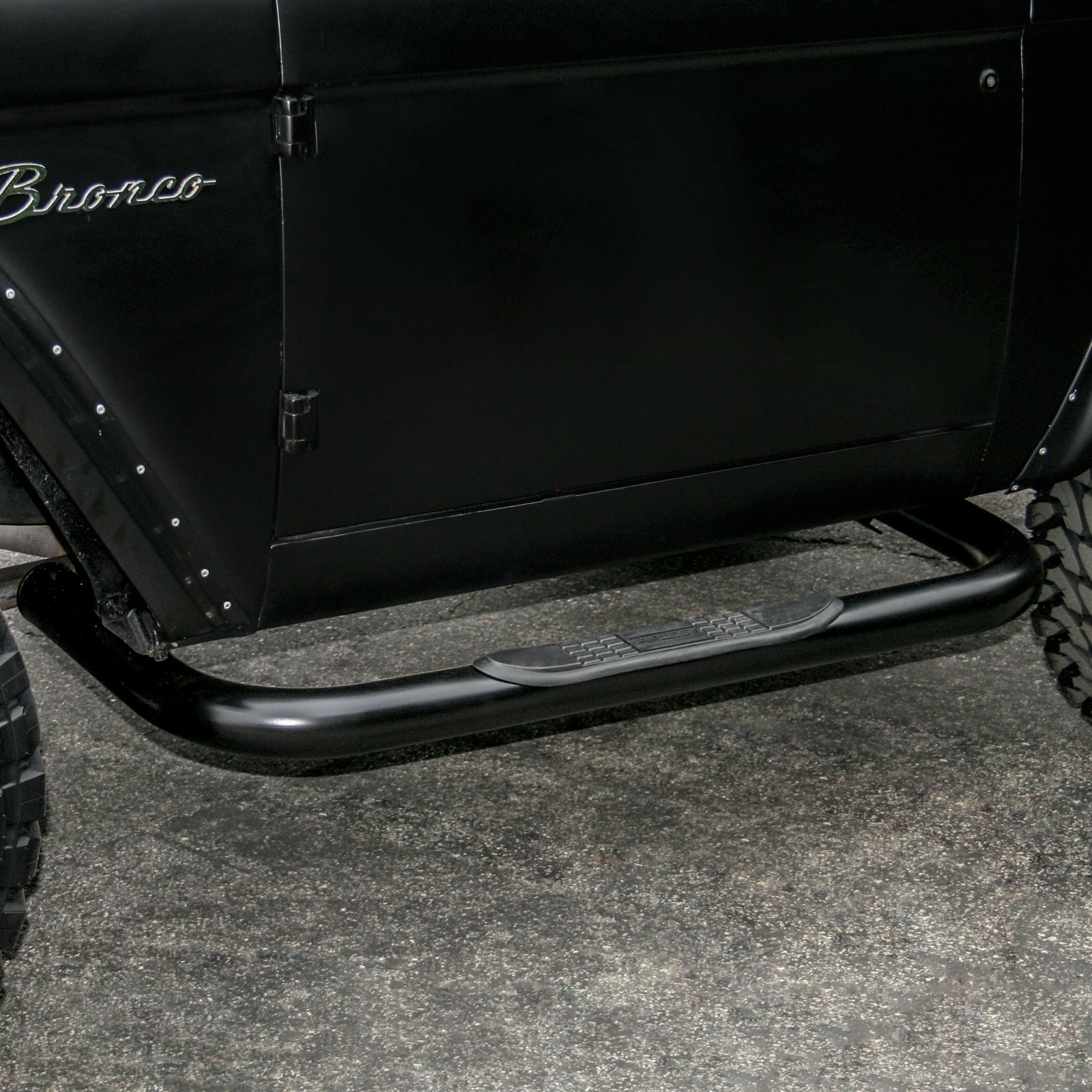 Aries 3in Round Semi Gloss Black Nerf Bars Steps Running Boards for 66-72 Bronco