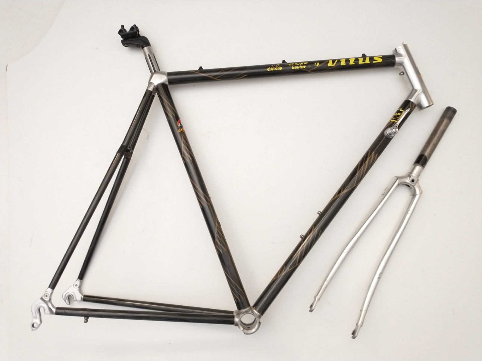 Vintage 56cm Vitus Carbone 9 Frameset