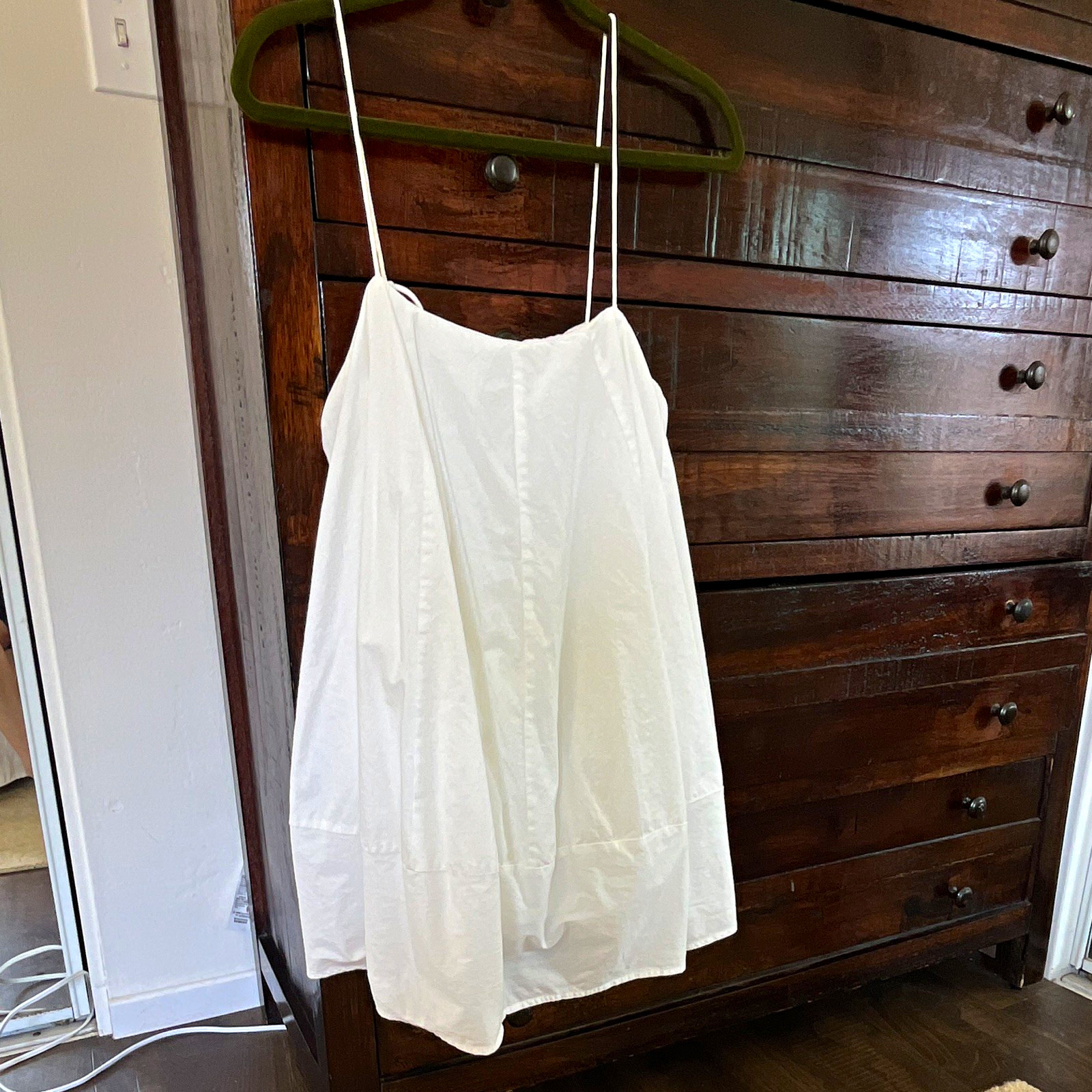Free People Women\'s White Cotton Bubble Mini Dress Spaghetti Straps Size XS Free People Women\'s White Cotton Bubble Mini Dress Spaghetti Straps Size XS