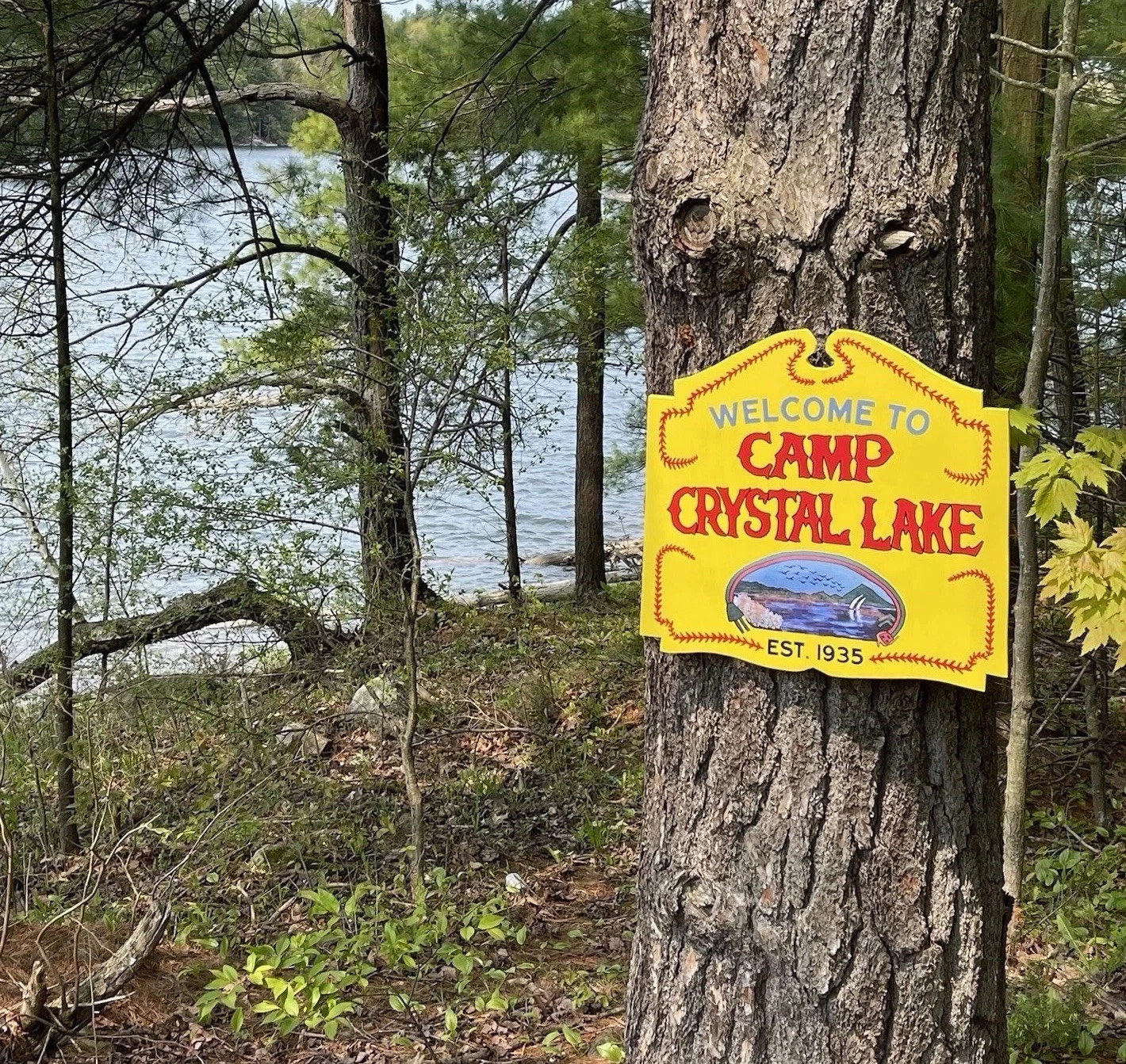 Camp Crystal Lake Sign – Friday the 13th Jason Voorhees Horror Movie Decor