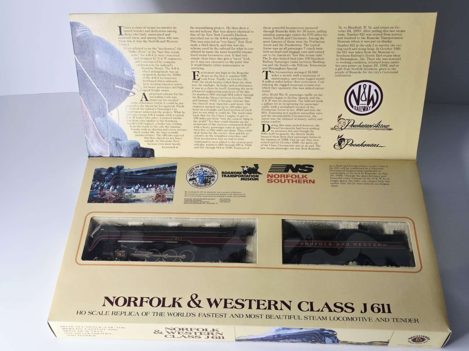 Bachmann - Ho - Norfolk & Western Class J 611 Loco #41-0657-A4 - Needs Repair 
