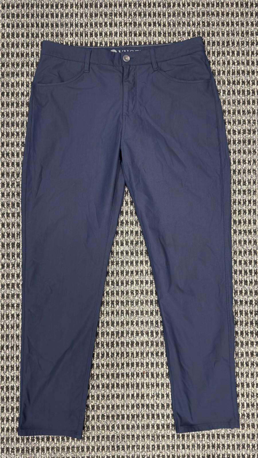 Vuori Pants Mens 32x30 Navy Meta Performance Stretch Chino Slim Tapered V430-S Vuori Pants Mens 32x30 Navy Meta Performance Stretch Chino Slim Tapered V430-S
