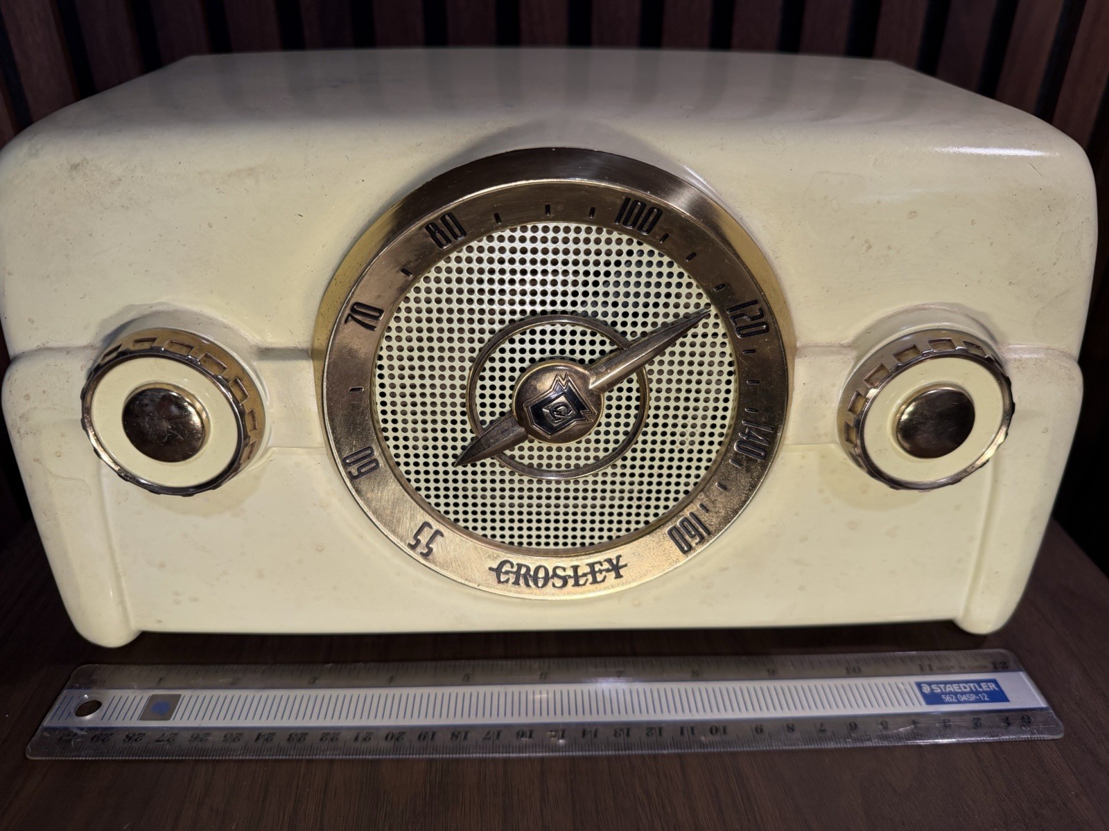 Vintage 1950 Crosley 10-137 