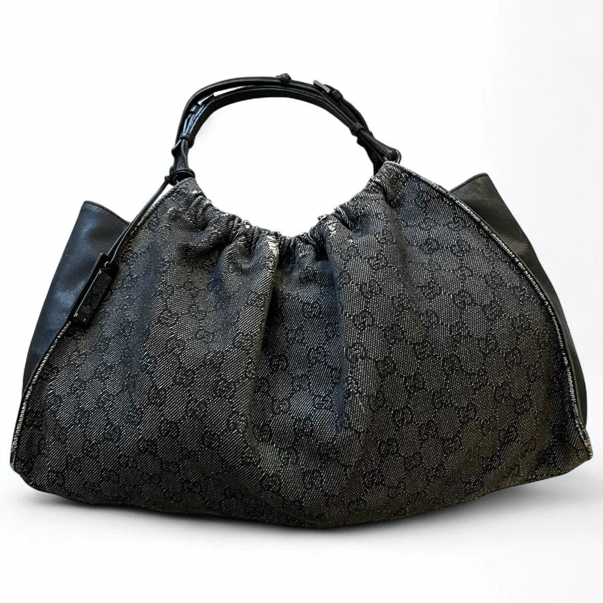Auth Gucci by Tom Ford GG Denim/leather Hand Bag Magnetic Closure Silver Auth Gucci by Tom Ford GG Denim/leather Hand Bag Magnetic Closure Silver