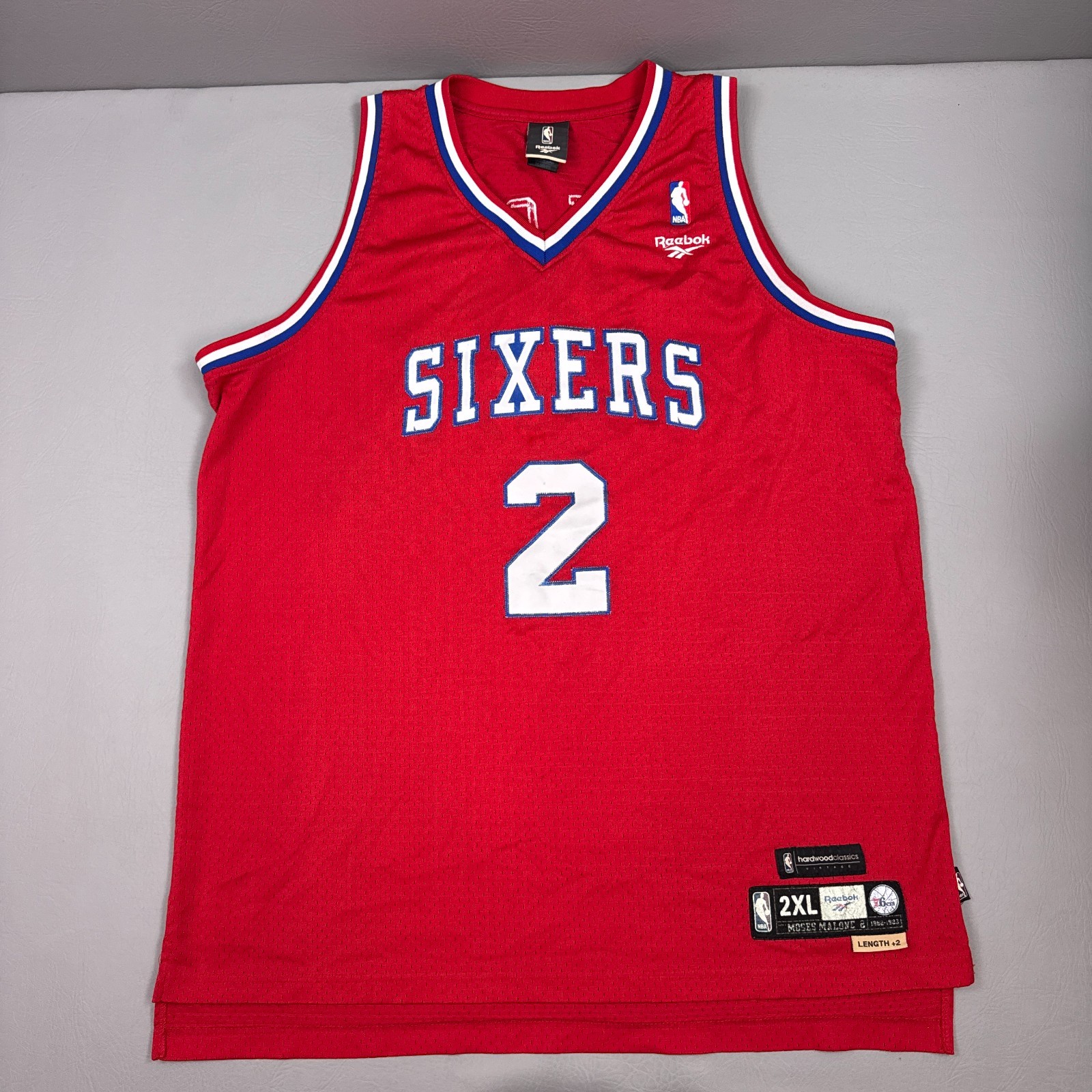 Vintage Philadelphia 76ers Jersey Mens 2XL Red Moses Malone Reebok Swingman Vintage Philadelphia 76ers Jersey Mens 2XL Red Moses Malone Reebok Swingman