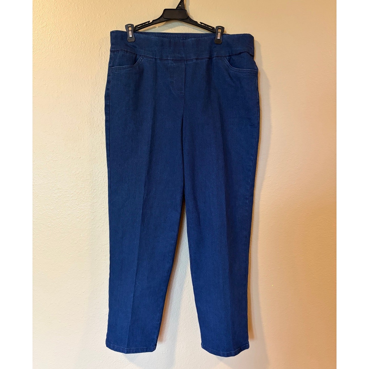 Alfred Dunner Allure Pant - Dark Denim Size 12P Alfred Dunner Allure Pant - Dark Denim Size 12P