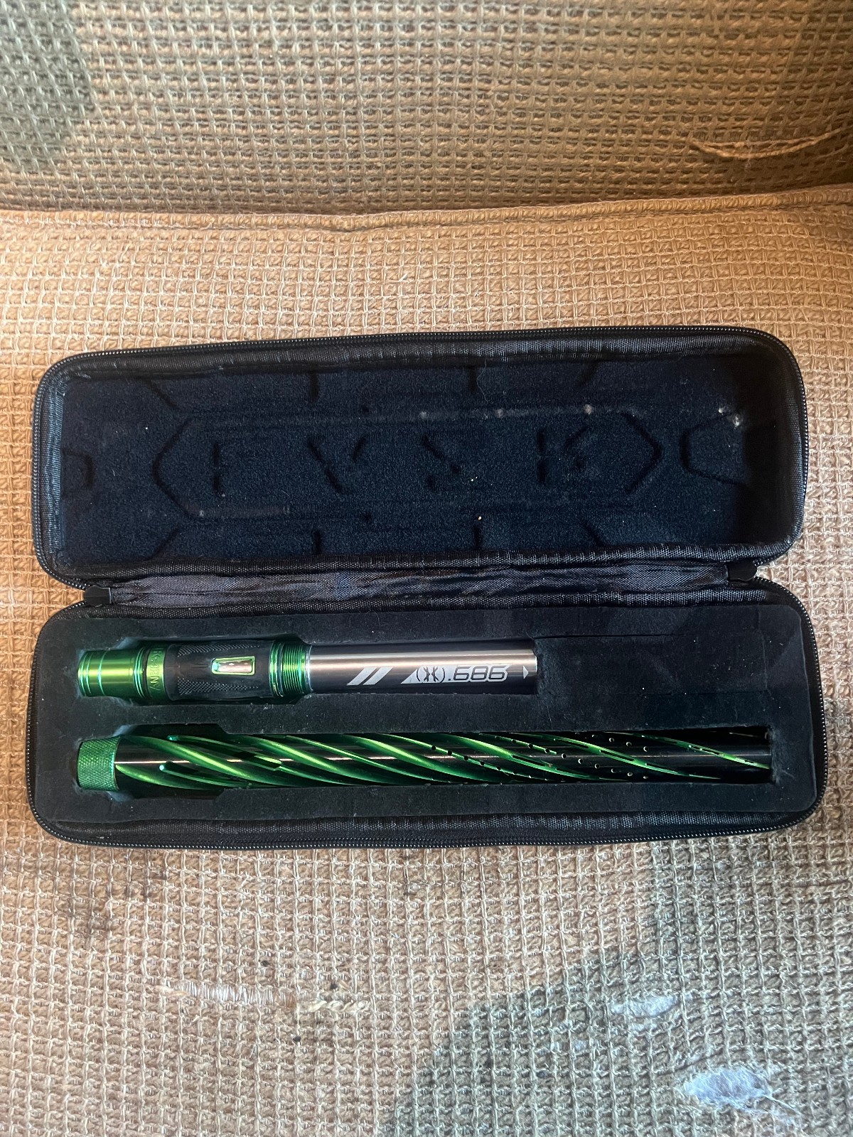 Hk army lazr elite barrel, tip, back, and bore sleave autococker. black, green Hk army lazr elite barrel, tip, back, and bore sleave autococker. black, green