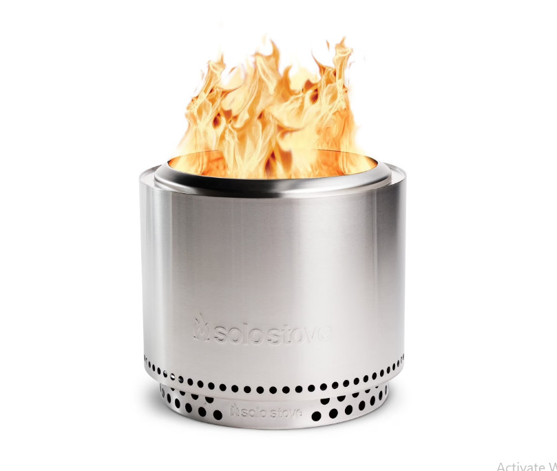 Solo Stove Bonfire 2.0 with Stand, Smokeless Fire Pit, New and 