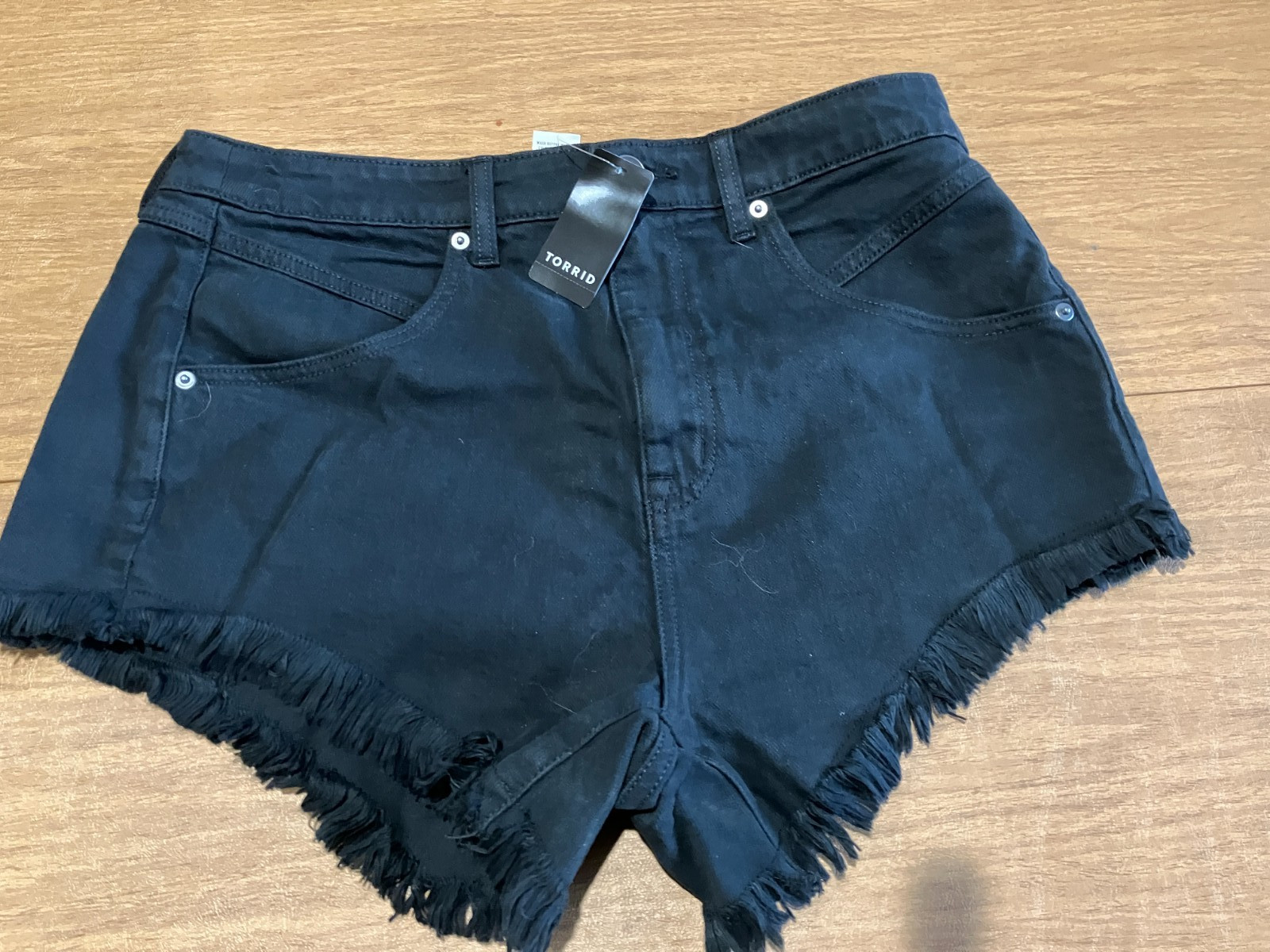 NWT Torrid Festi 3 Ultra High-Rise Cheeky Denim Short Washed Black Size 10 NEW