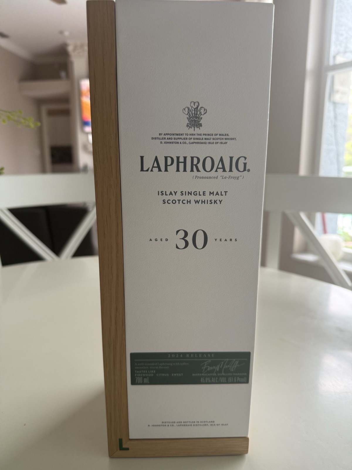 Laphroaig 30 year Old Islay Malt Whisky Empty Bottle in Wooden Box Laphroaig 30 year Old Islay Malt Whisky Empty Bottle in Wooden Box