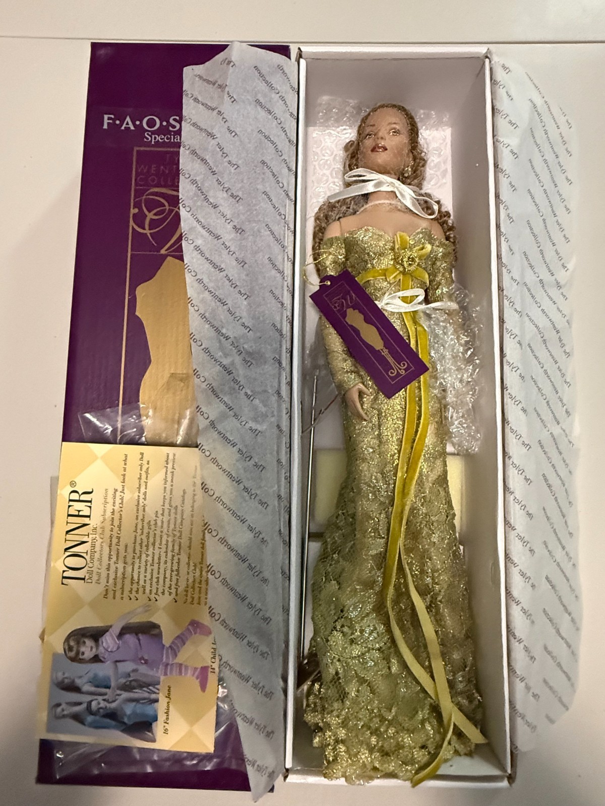 TYLER WENTWORTH - Tonne 2006 FAO SCHWARZ IRISH INCANTATION DOLL LE400 TYLER WENTWORTH - Tonne 2006 FAO SCHWARZ IRISH INCANTATION DOLL LE400