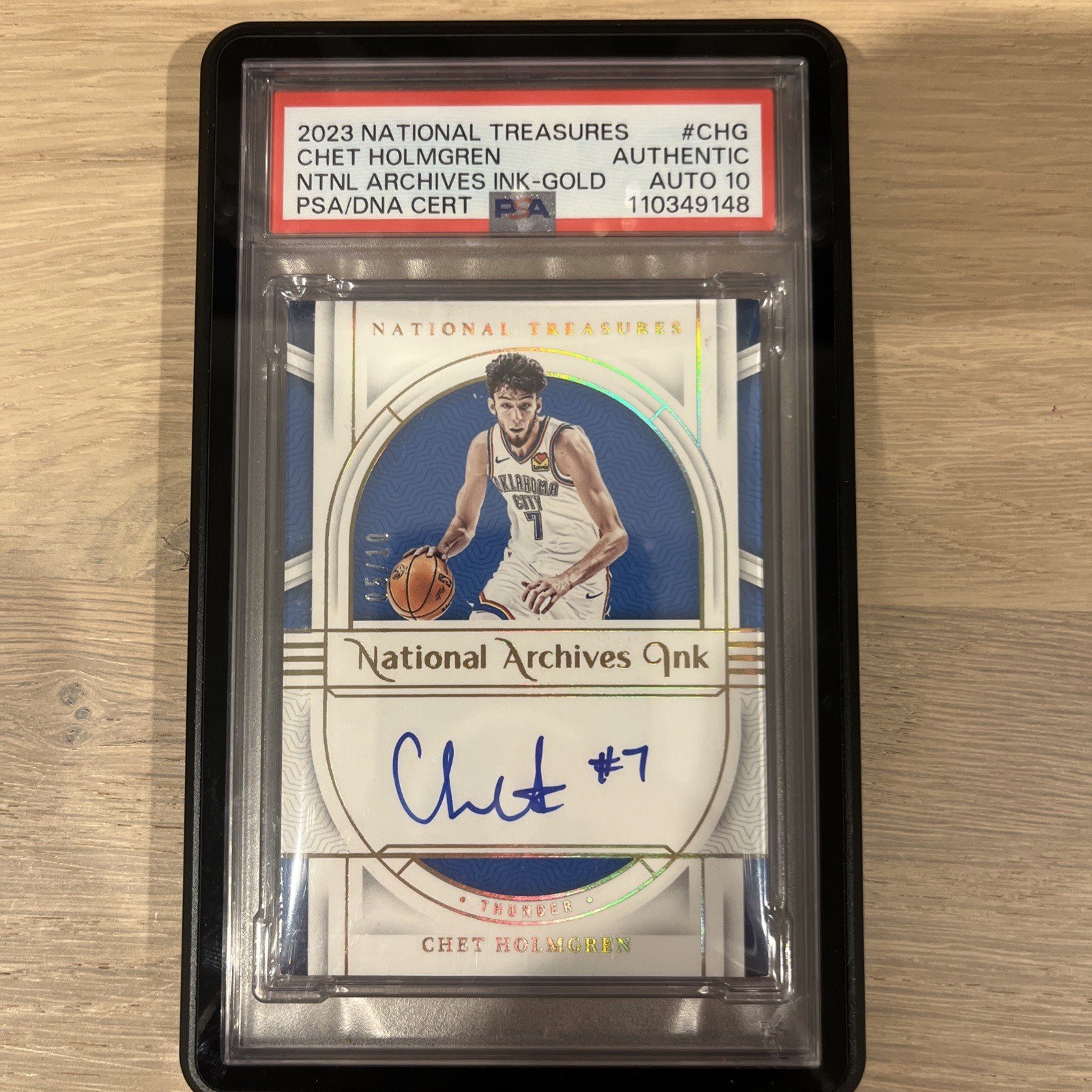 2023-2024 Panini National Treasures Chet Holmgren Gold Auto /10 OKC Thunder 2023-2024 Panini National Treasures Chet Holmgren Gold Auto /10 OKC Thunder