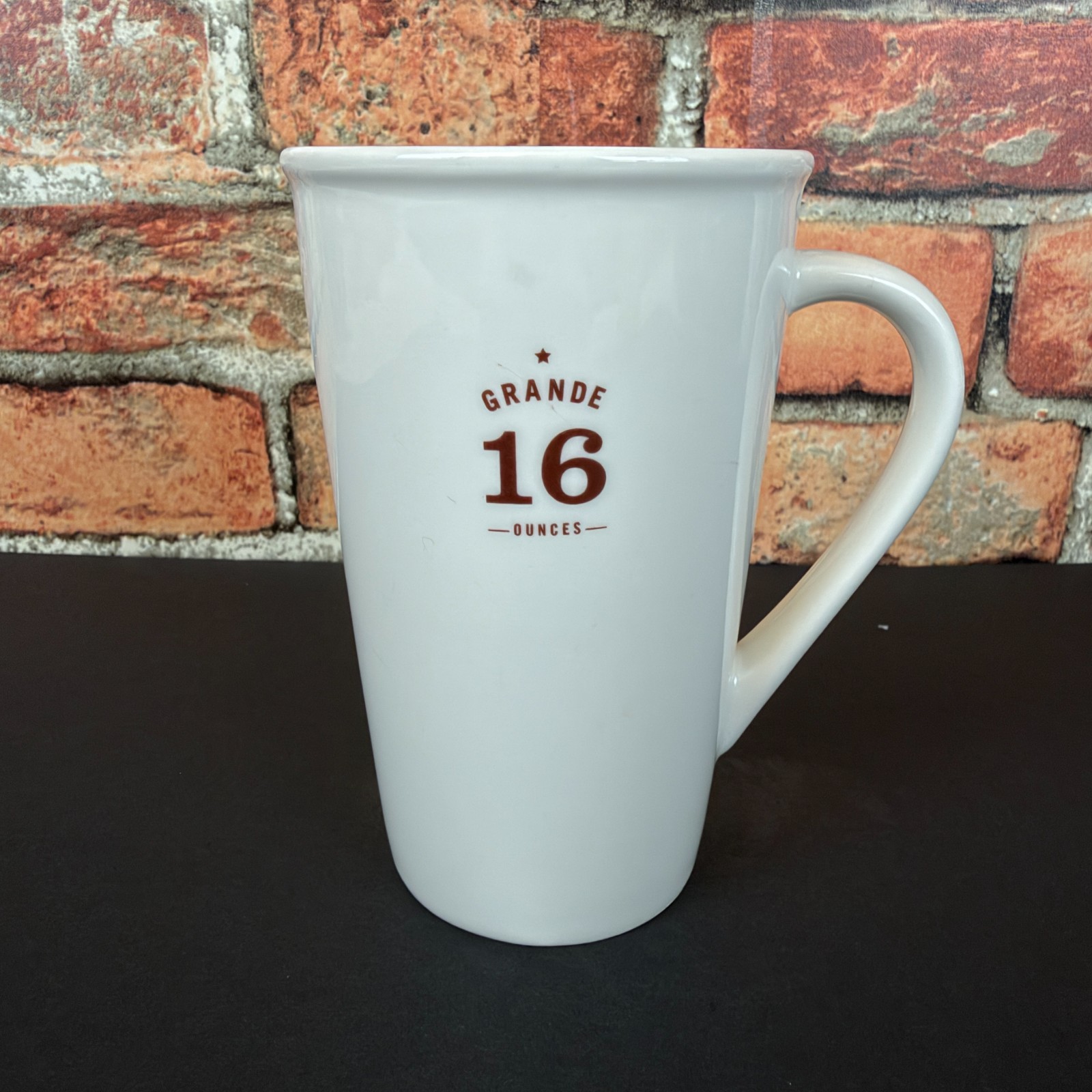 Starbucks 2010 Grande Coffee Mug 16 oz White Tall Ceramic Latte Tea Cup vintage