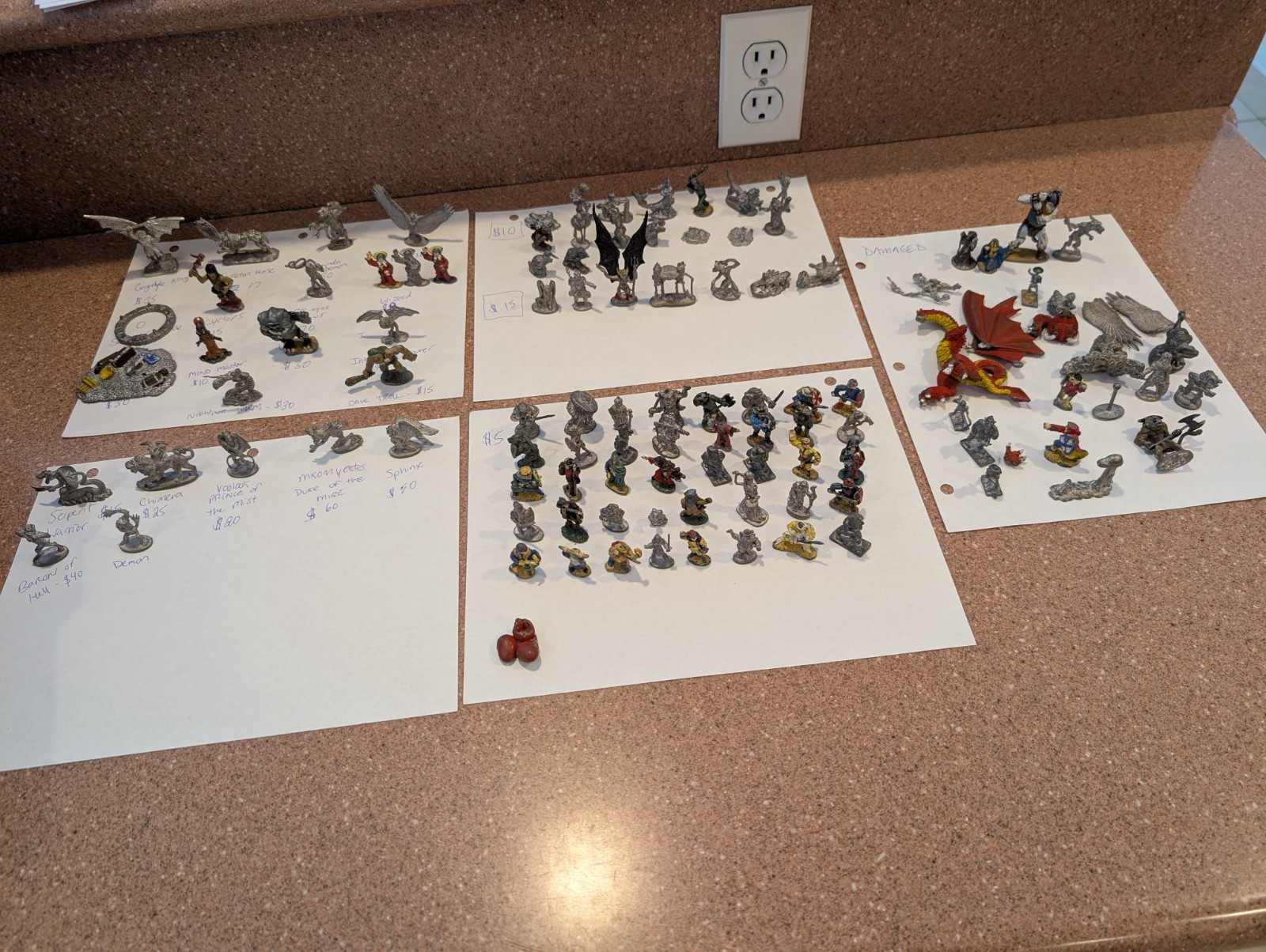 Huge lot of 87 Vintage 1984 Grenadier Dungeons and Dragons Pewter Figurines Huge lot of 87 Vintage 1984 Grenadier Dungeons and Dragons Pewter Figurines