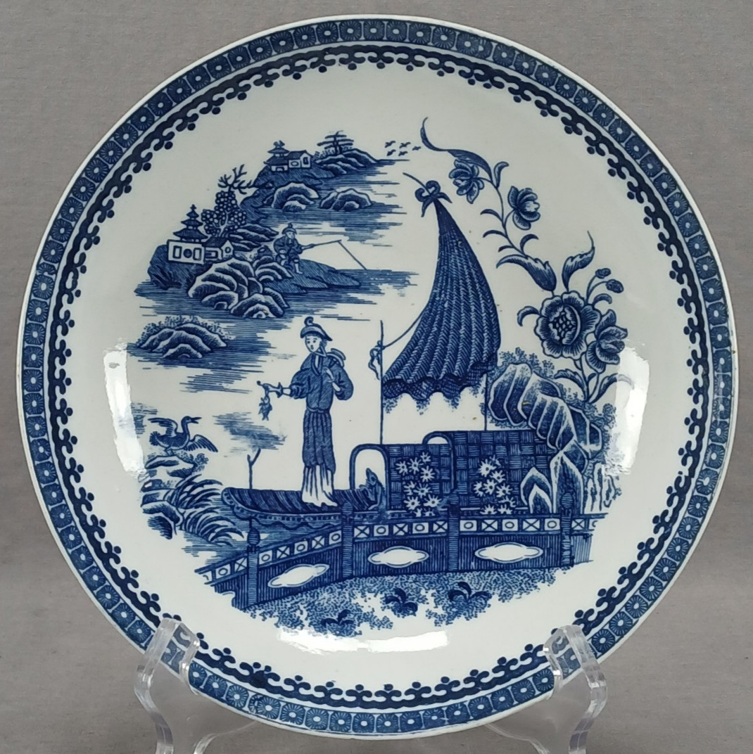 British Caughley Fisherman Pattern 8 1/4 Inch Shallow Bowl Circa 1785-1795