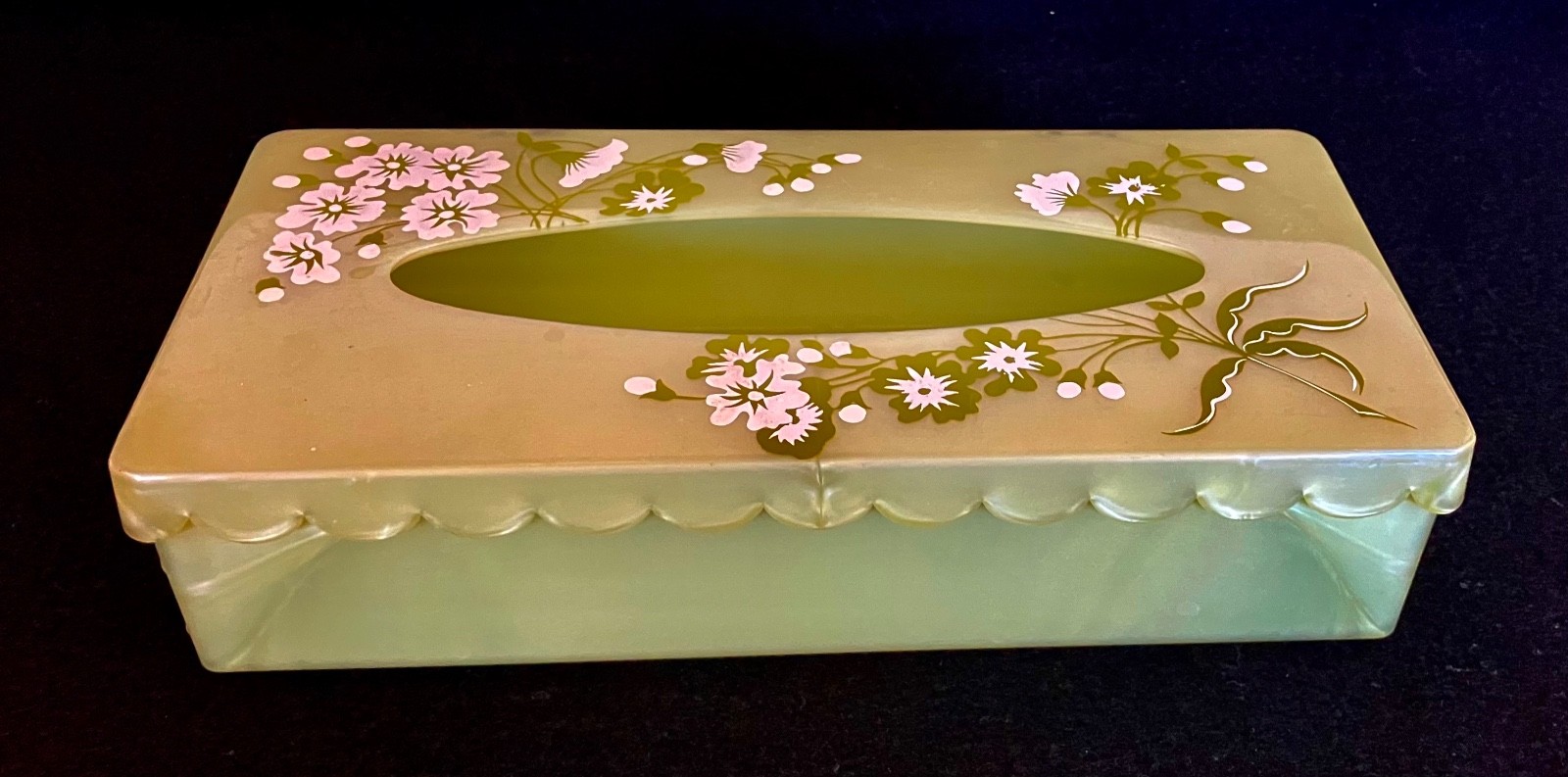 Vintage Hand Painted Hinged MITCHELL GOULD Kleenex Box Scalloped Lid. Hangable.