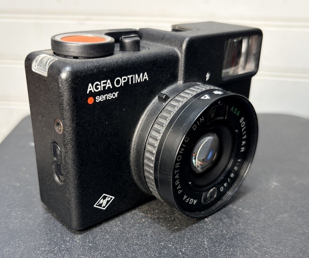 Vtg Agfa Optima Sensor 35mm Compact Film Camera New Batteries Installed *tested* Vtg Agfa Optima Sensor 35mm Compact Film Camera New Batteries Installed *tested*