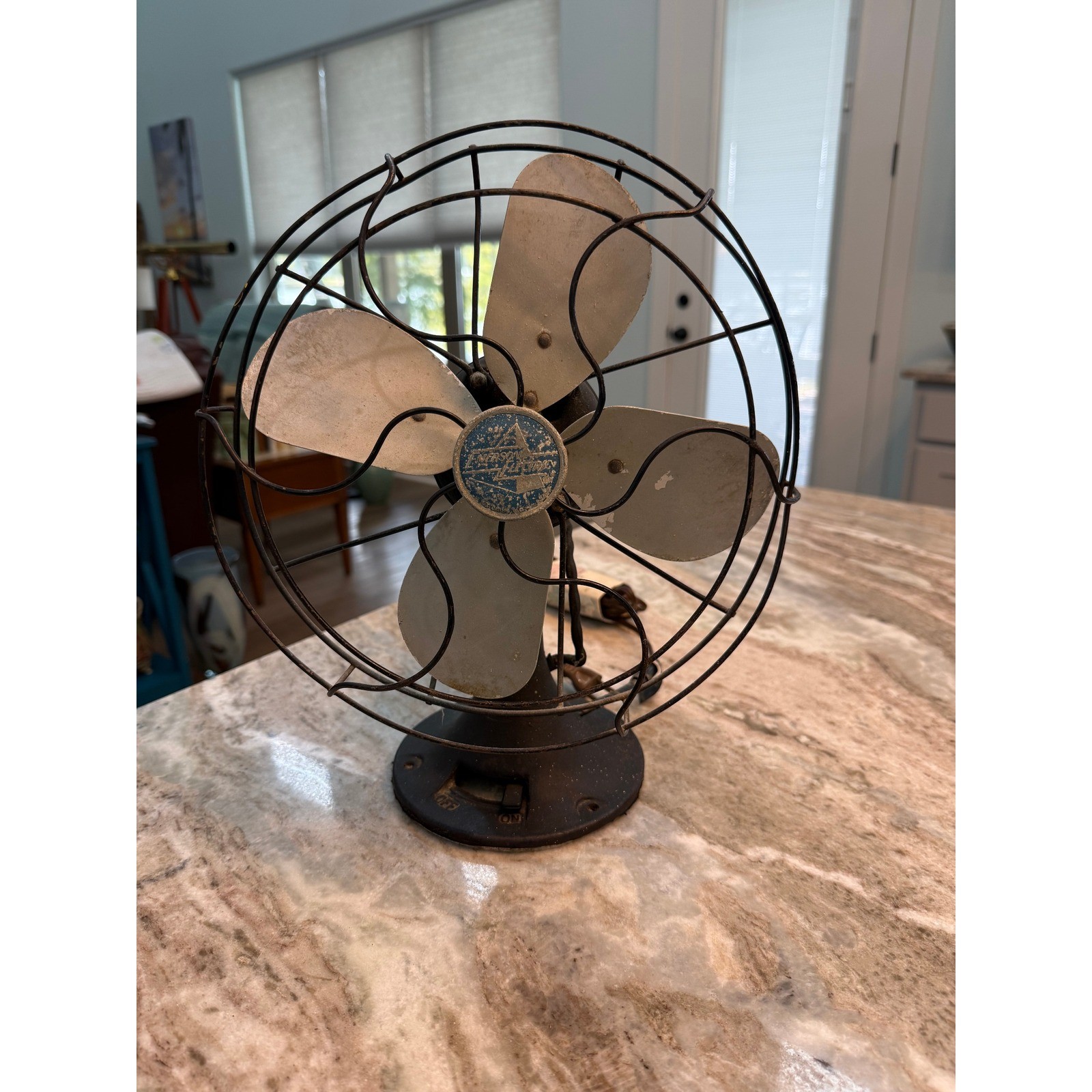 Vintage Working Eskimo 1940 Desk Fan Model 1005R Black Cast Iron Base 4 Blade 8\ Vintage Working Eskimo 1940 Desk Fan Model 1005R Black Cast Iron Base 4 Blade 8\