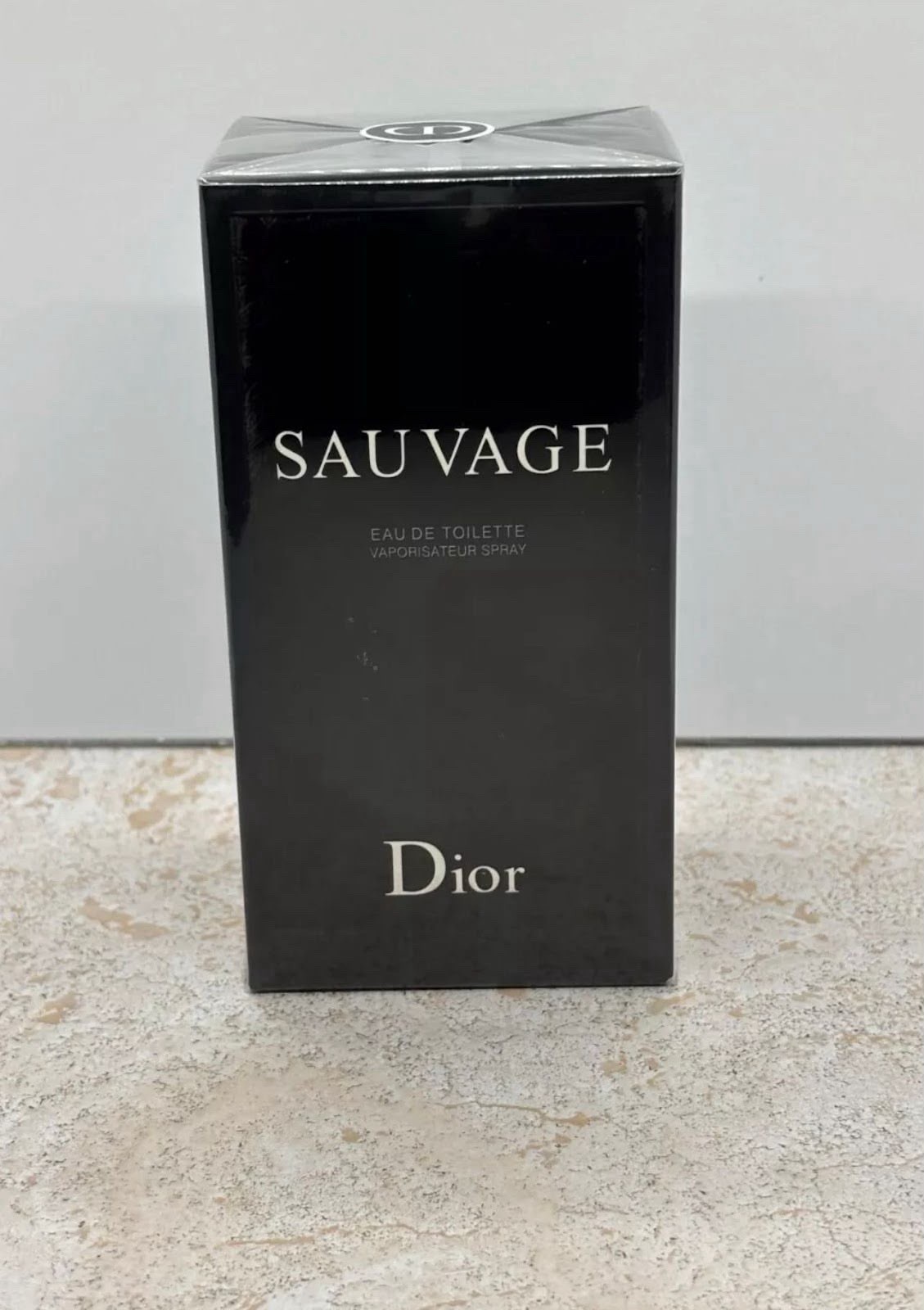 Dior Sauvage Eau de Toilette Natural Spray 100 ml / 3.4 fl oz Dior Sauvage Eau de Toilette Natural Spray 100 ml / 3.4 fl oz