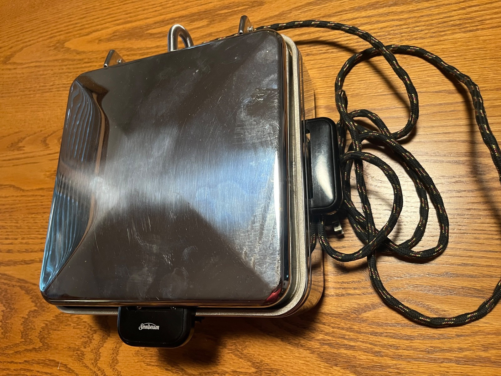Vintage 50s Sunbeam Model W-2-A Waffle Maker Chrome Finish Made In USA Tested Vintage 50s Sunbeam Model W-2-A Waffle Maker Chrome Finish Made In USA Tested
