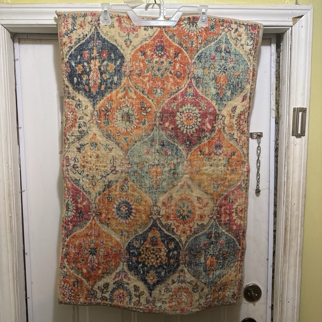 Floral Vintage Rug 34 Inches x 23.5 Inches Floral Vintage Rug 34 Inches x 23.5 Inches