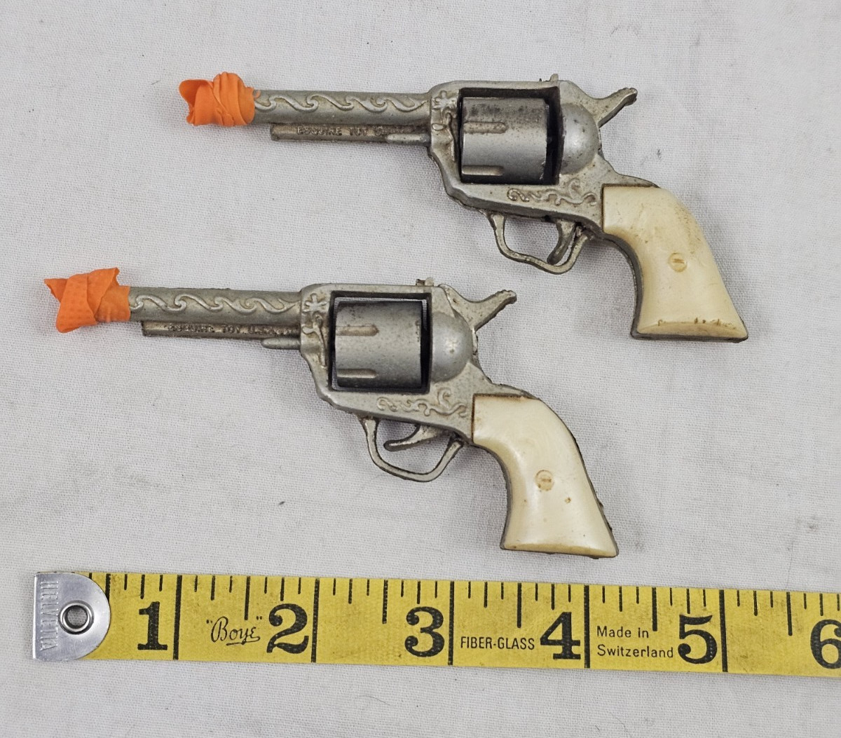 VINTAGE PAIR OF DIECAST ESQUIRE TOY MITY MIDGET MINI CAP GUNS