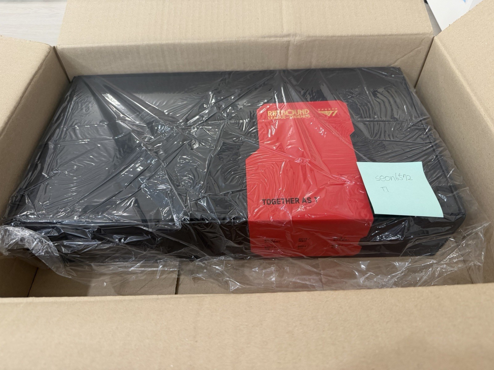 2025 Riftbound Worlds Champion T1 Signature Edition Box[Korean] Sealed