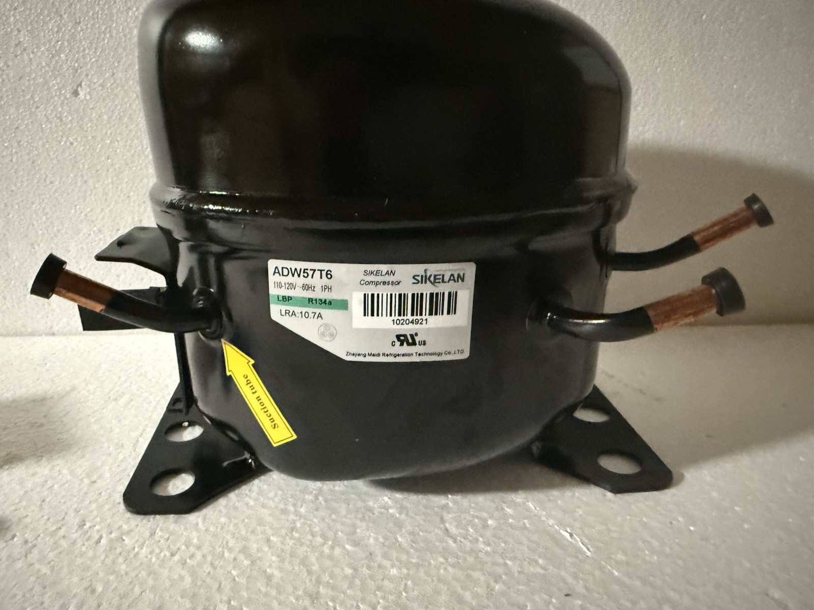 SIKELAN ADW57T6 REFRIGERATION COMPRESSOR 1/4 HP 546BTU 110-120V R134A 50-60HZ