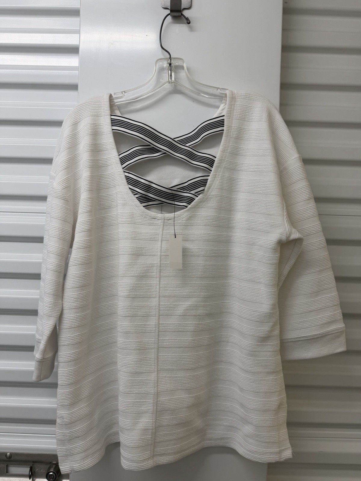 PXL BRAND NEW T BY TALBOTS WHITE TOP TUNIC FUN ARTSY NEW WITH TAGS 79.50 PXL BRAND NEW T BY TALBOTS WHITE TOP TUNIC FUN ARTSY NEW WITH TAGS 79.50