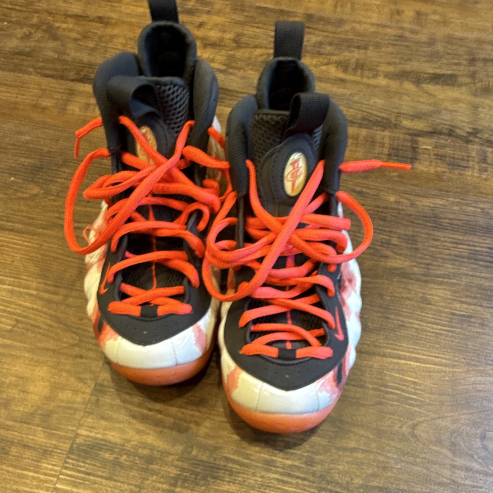 Nike Air Foamposite One Unisex Kids High Top Camo Basketball Sneaker 8.5 Nike Air Foamposite One Unisex Kids High Top Camo Basketball Sneaker 8.5