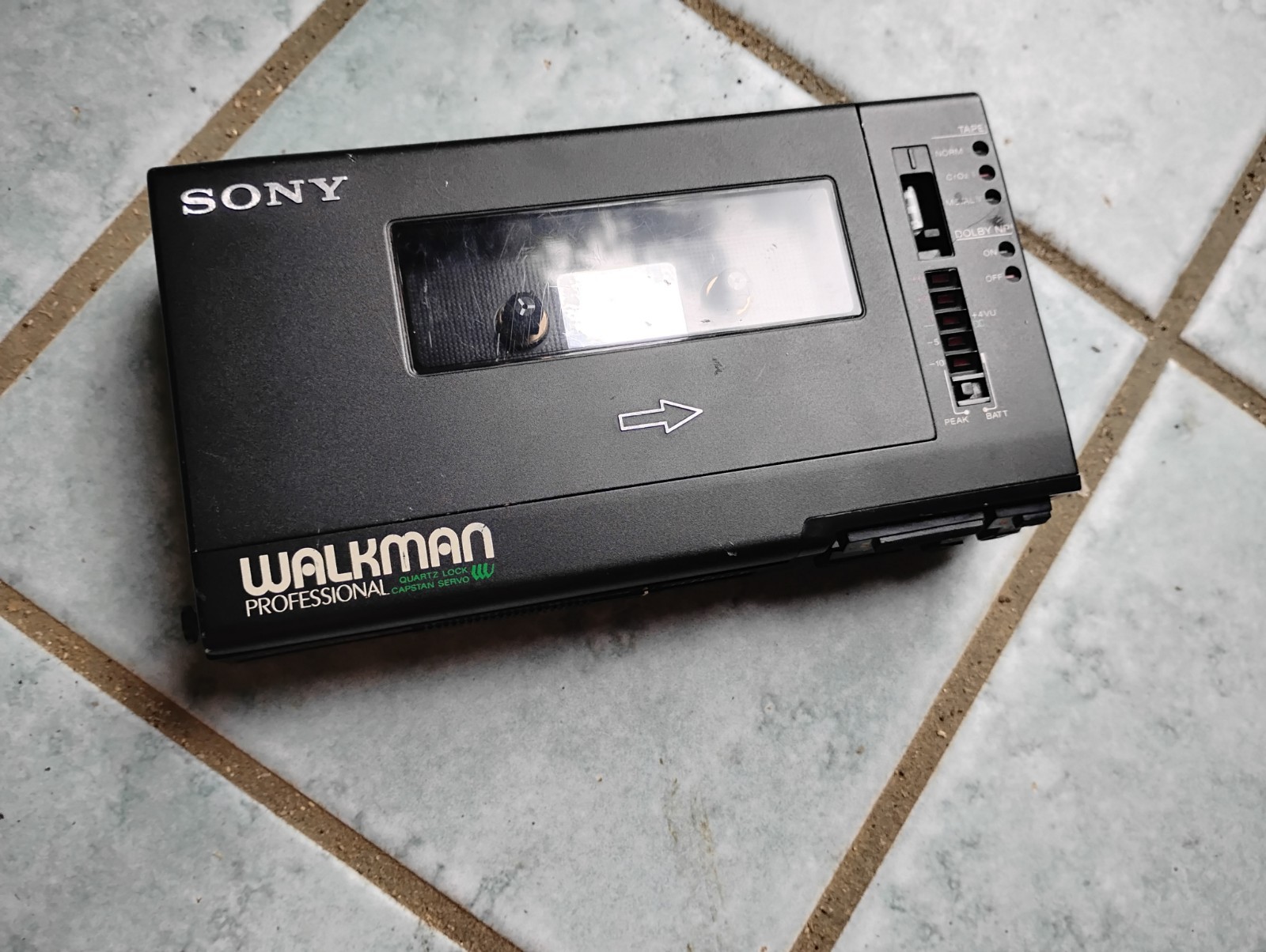 Working Sony WM-D6 Walkman Professional Cassette Recorder Player DONTmissTHISone