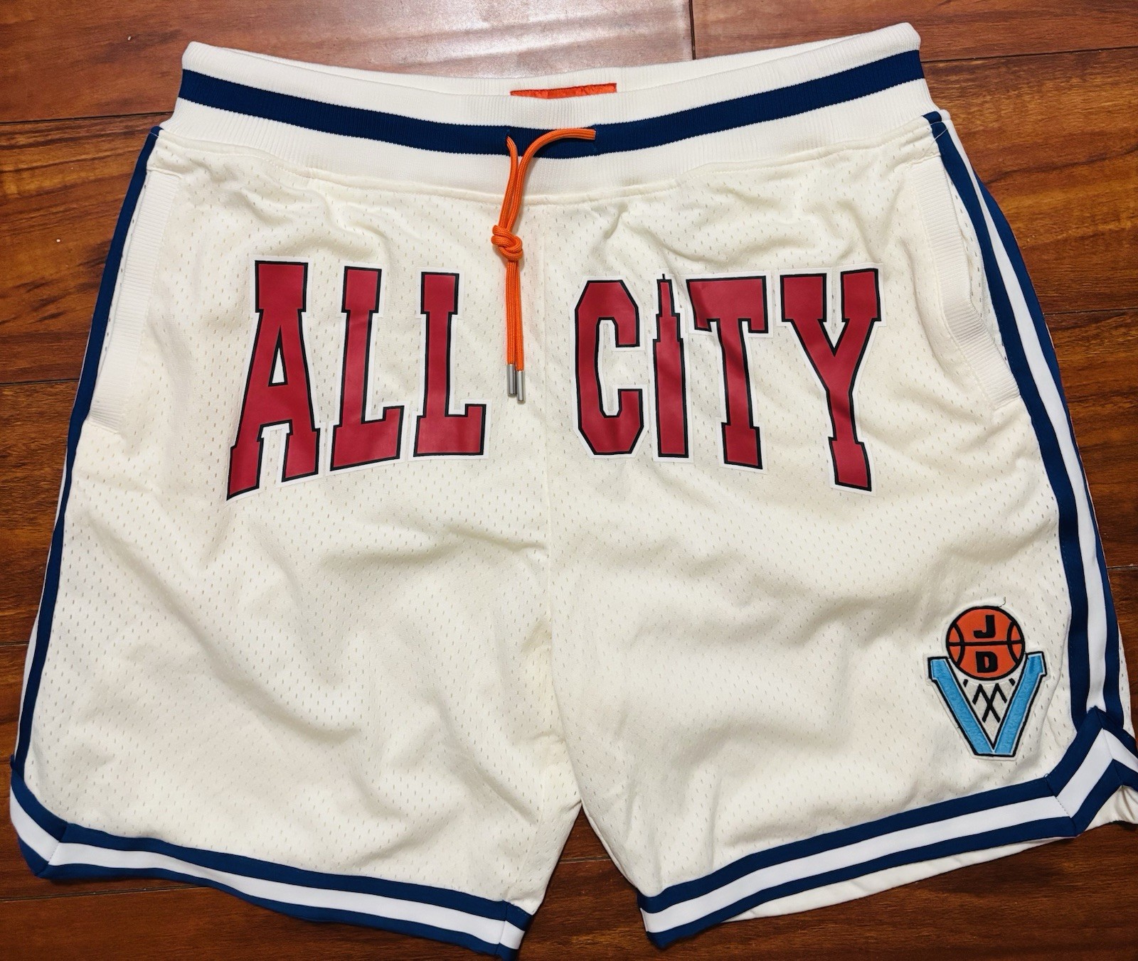 Just Don \'All City\' Deluxe Mesh Basketball Shorts Knicks  White/Navy Sz XL NWT