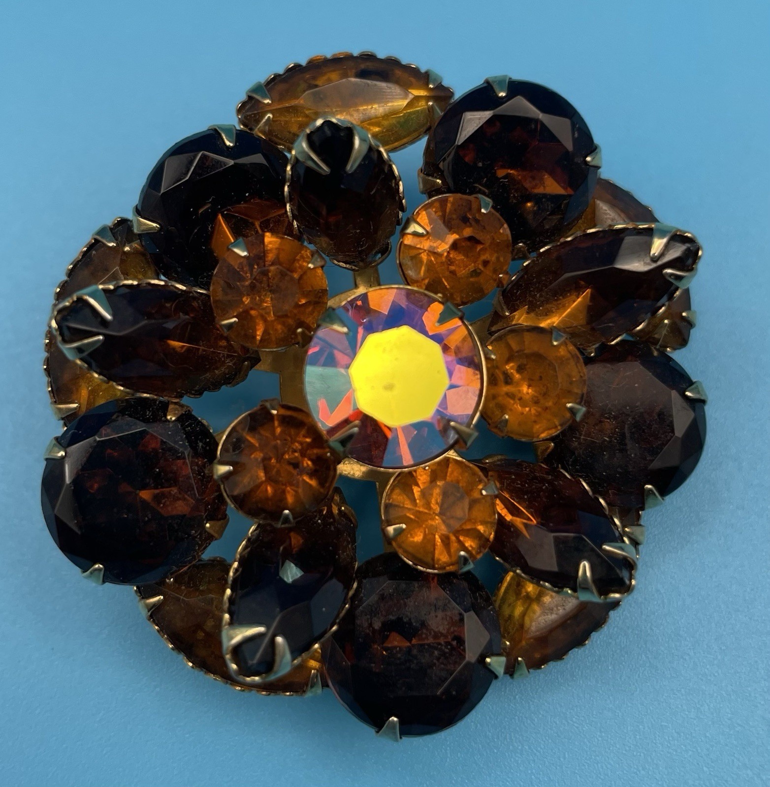 Vintage Brown Orange brooch unsigned raised Navettes Vintage Brown Orange brooch unsigned raised Navettes