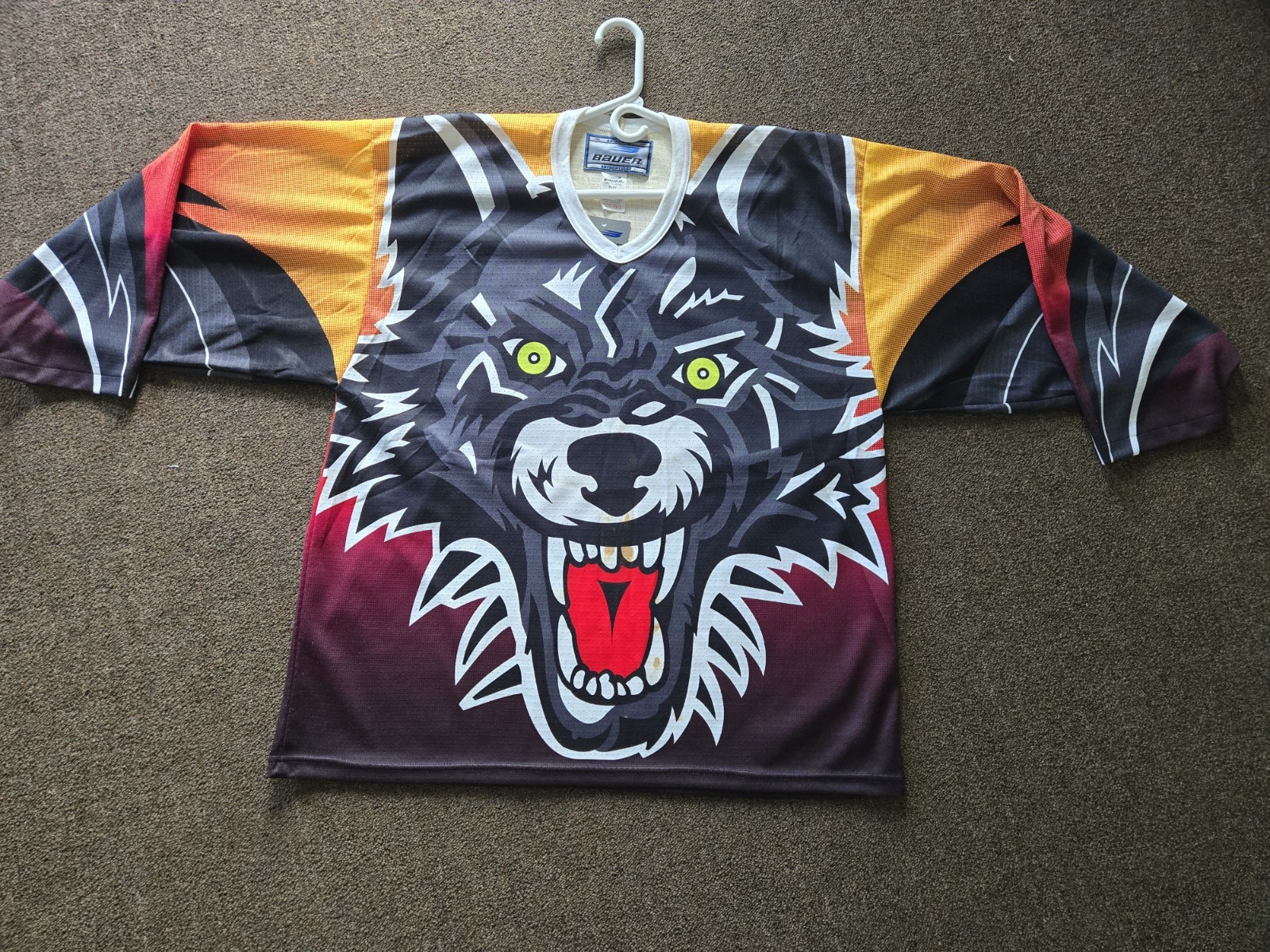 Rare Bauer Chicago Wolves \