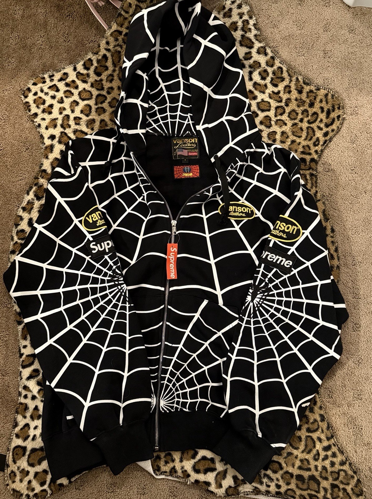 SUPREME X VANSON LEATHERS SPIDER-MAN ZIP UP HOODED SWEATSHIRT BLACK SS26 SUPREME X VANSON LEATHERS SPIDER-MAN ZIP UP HOODED SWEATSHIRT BLACK SS26