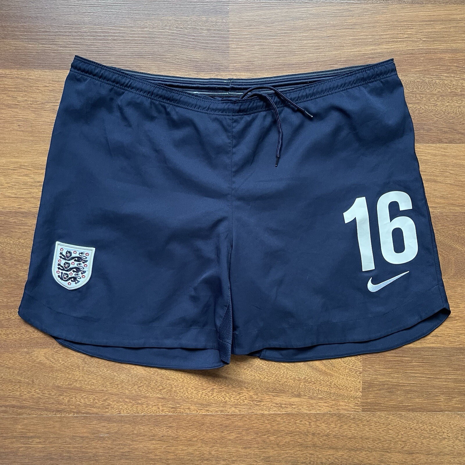 ENGLAND NIKE 2013 WOMEN’S EURO FOOTBALL HOME SHORTS SIZE “S” 585540-451