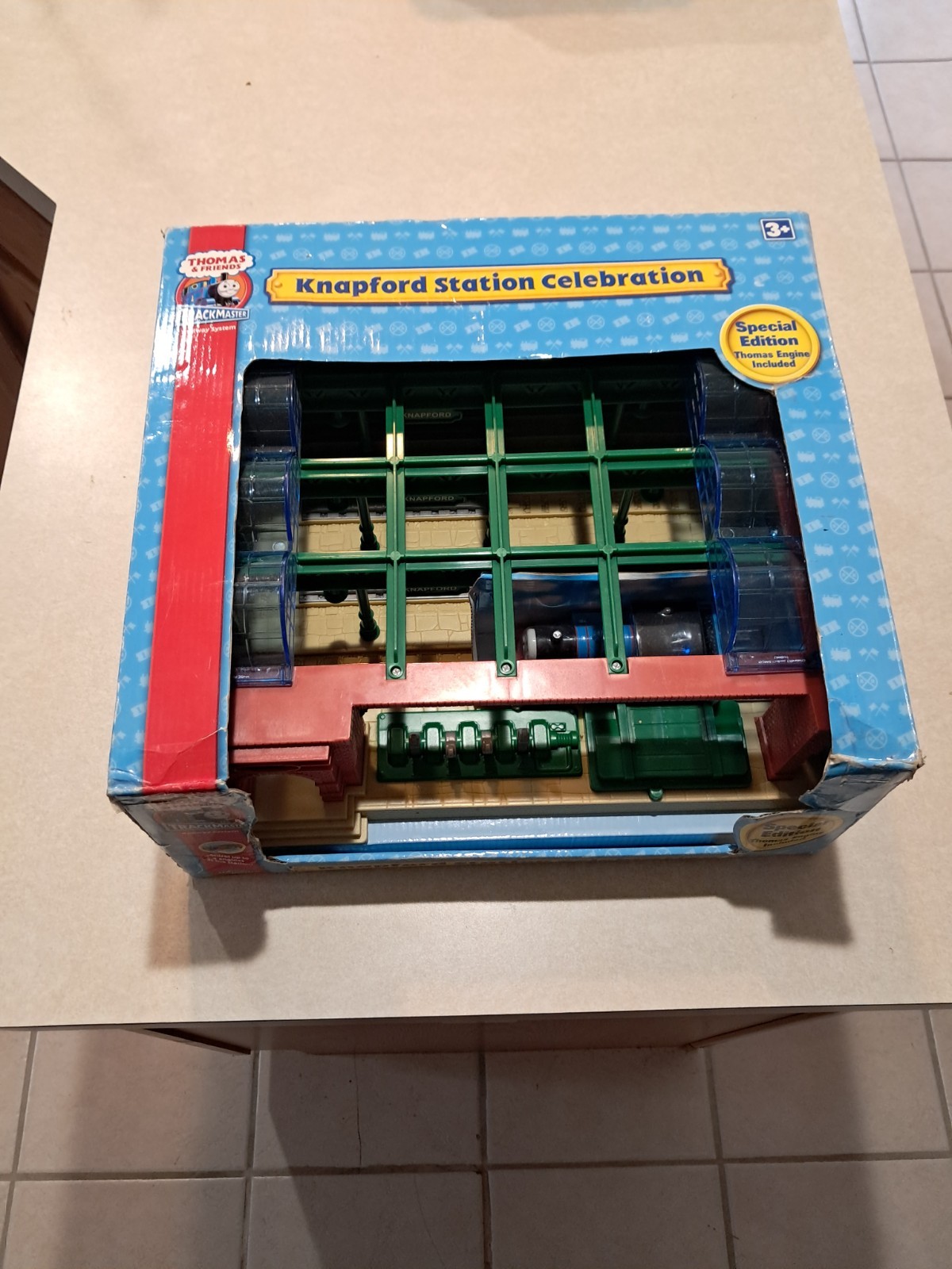Thomas Trackmaster Knapford Station Celebration Set G1N Thomas Trackmaster Knapford Station Celebration Set G1N