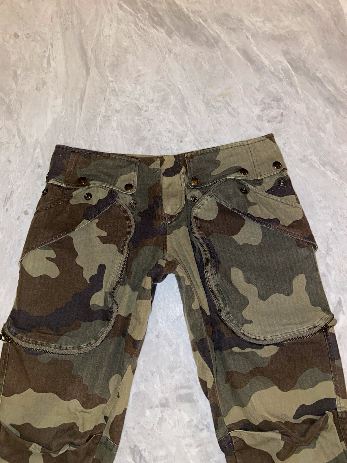 Faith Connexion Camo Cargo Pants Cropped Zip Ankle Multi Pocket Army Khaki XS Faith Connexion Camo Cargo Pants Cropped Zip Ankle Multi Pocket Army Khaki XS