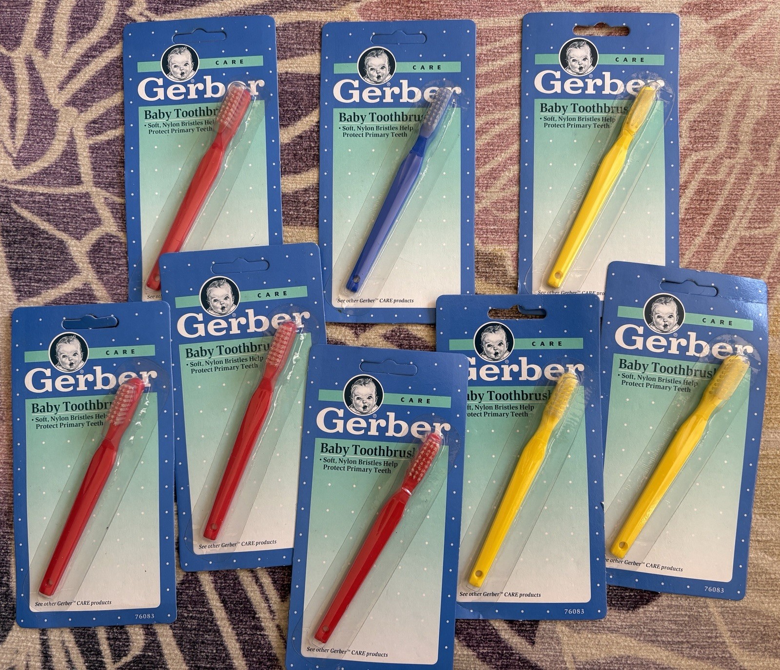 Vintage 1991 Gerber Baby Toothbrush Lot Of 8 Red Yellow Blue Vintage 1991 Gerber Baby Toothbrush Lot Of 8 Red Yellow Blue