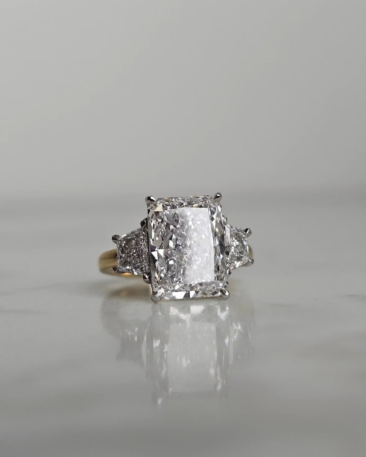 Elegant 6.30 Ct Radiant Cut Lab Grown Diamond Engagement Ring 14K Yellow Gold