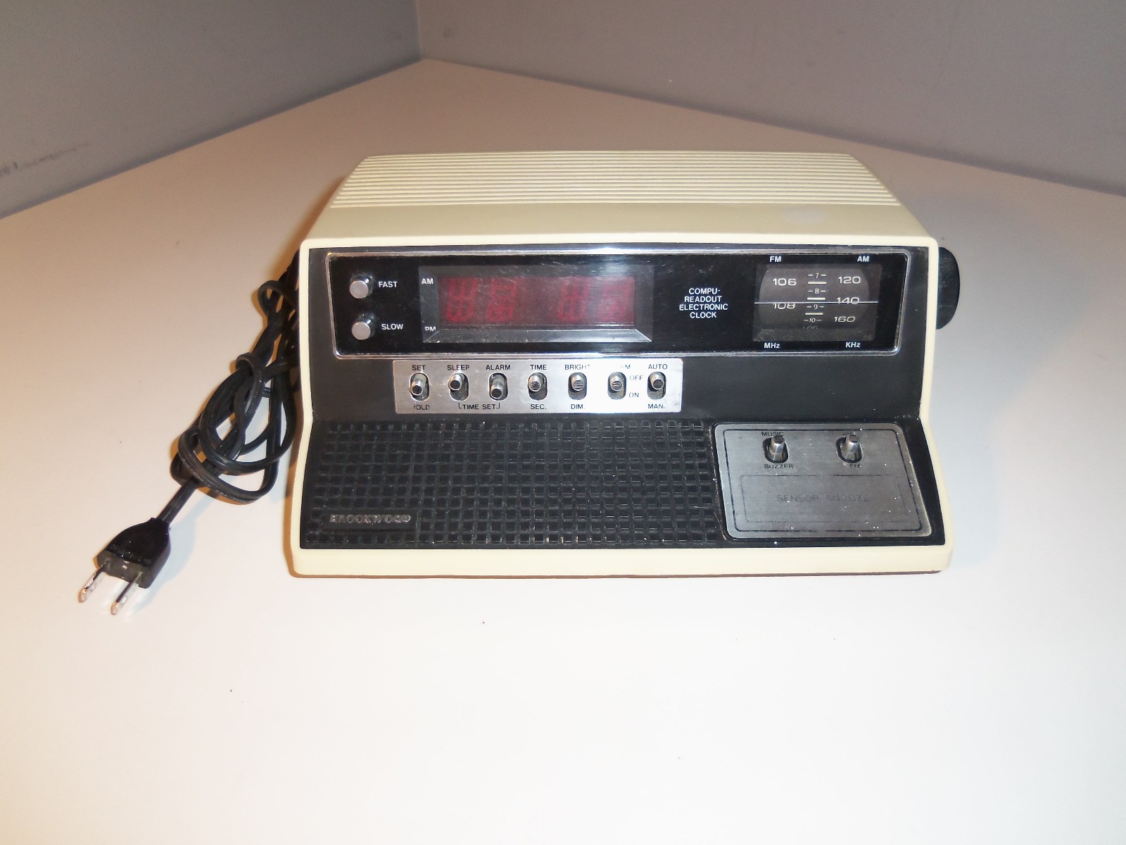 Vintage RARE Brookwood 7002 Digital Alarm Clock Radio - Hong Kong Vintage RARE Brookwood 7002 Digital Alarm Clock Radio - Hong Kong