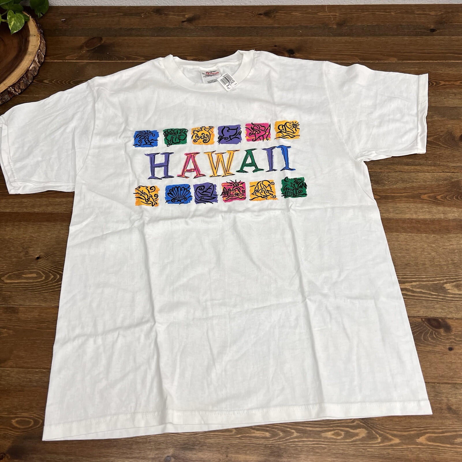 Vintage 90s Vintage Hawaii Graphic Tee Vintage 90s Vintage Hawaii Graphic Tee