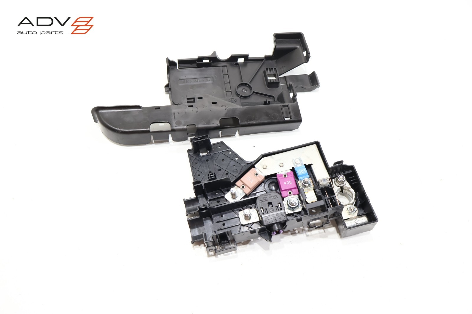 2017 - 2022 VOLVO XC90 BATTERY POSITIVE TERMINAL JUNCTION FUSE BOX & COVER OEM