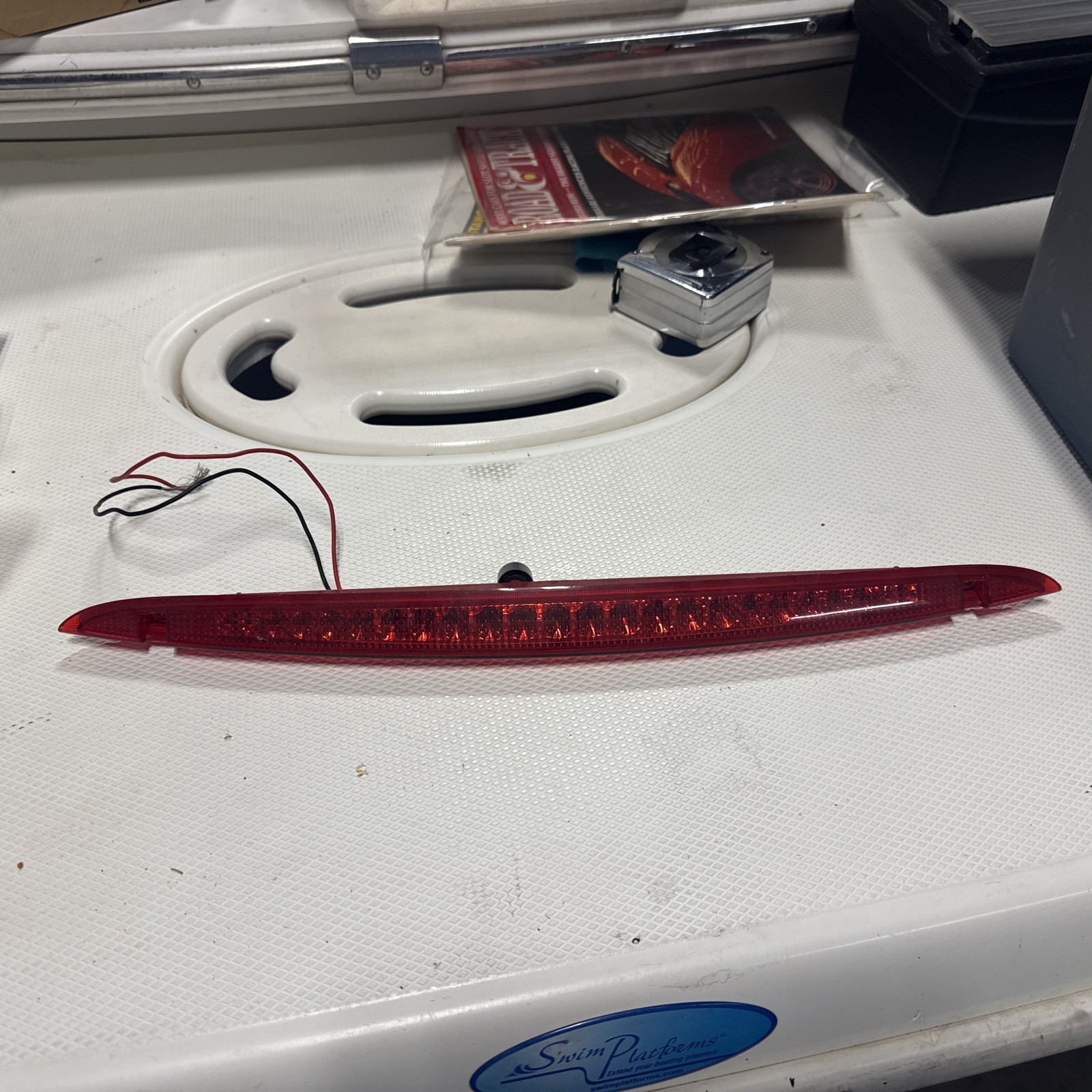 2007-2015 JAGUAR XK REAR TRUNK 3RD THIRD BRAKE STOP LIGHT LAMP 6W83-13A613 2007-2015 JAGUAR XK REAR TRUNK 3RD THIRD BRAKE STOP LIGHT LAMP 6W83-13A613