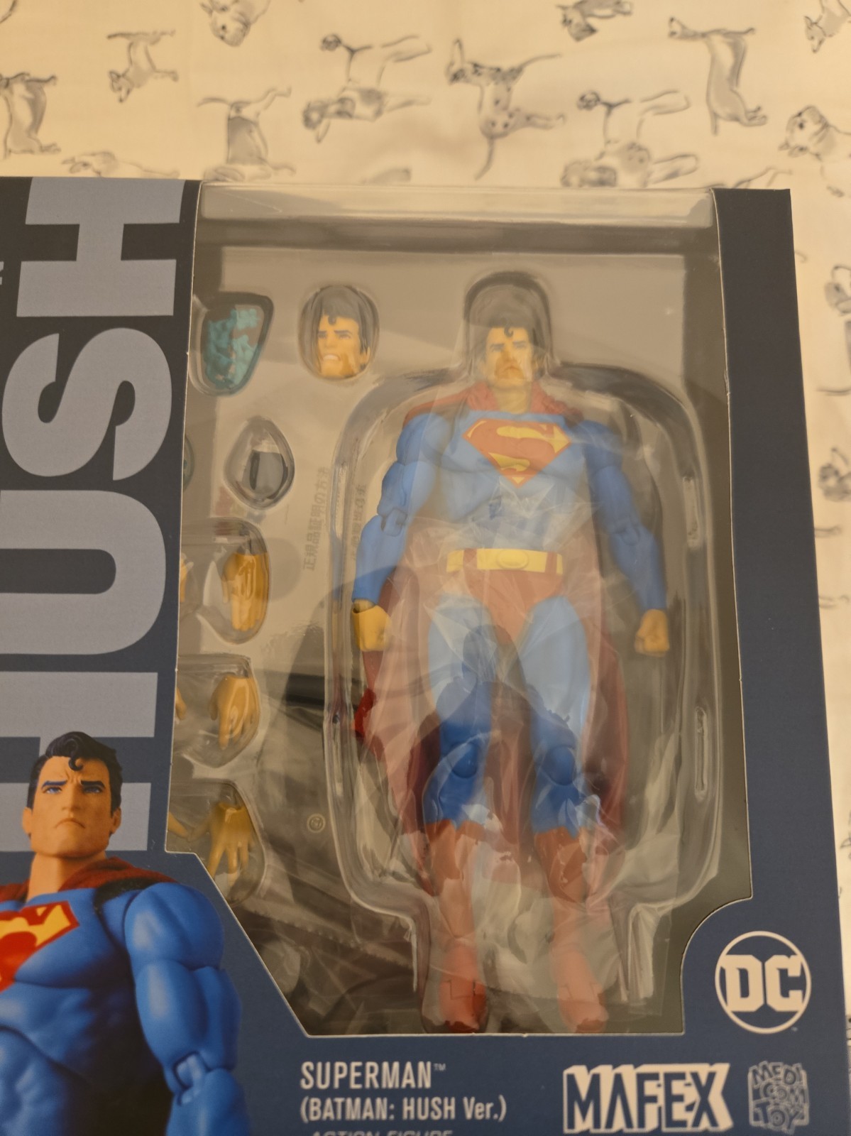 Medicom Toy Batman: Hush Superman MAFEX Action Figure Medicom Toy Batman: Hush Superman MAFEX Action Figure