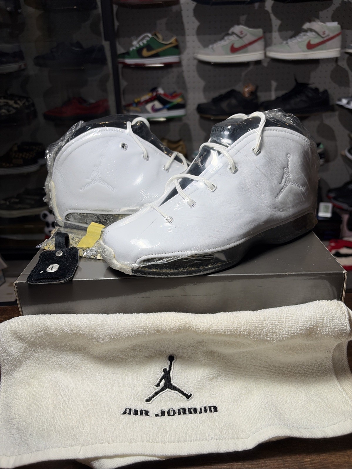 Size 7 - Air Jordan 18.5 OG White Black Chrome 306890-101 OG BOX DS Junk 2003