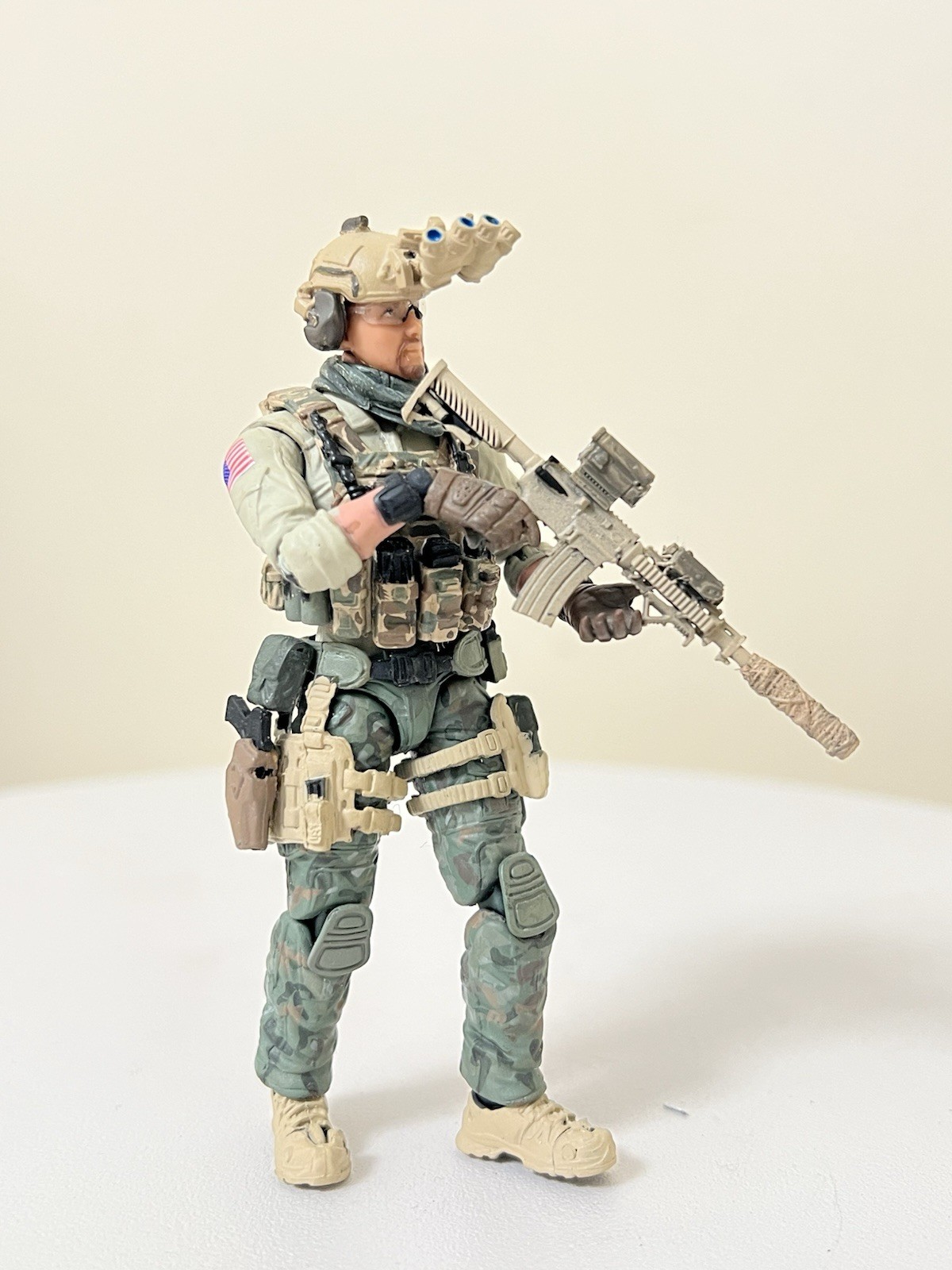 Joytoy figures 3.75inche 1/18 Rifle For JoyToy Acid Rain, Planet Green. Joytoy figures 3.75inche 1/18 Rifle For JoyToy Acid Rain, Planet Green.