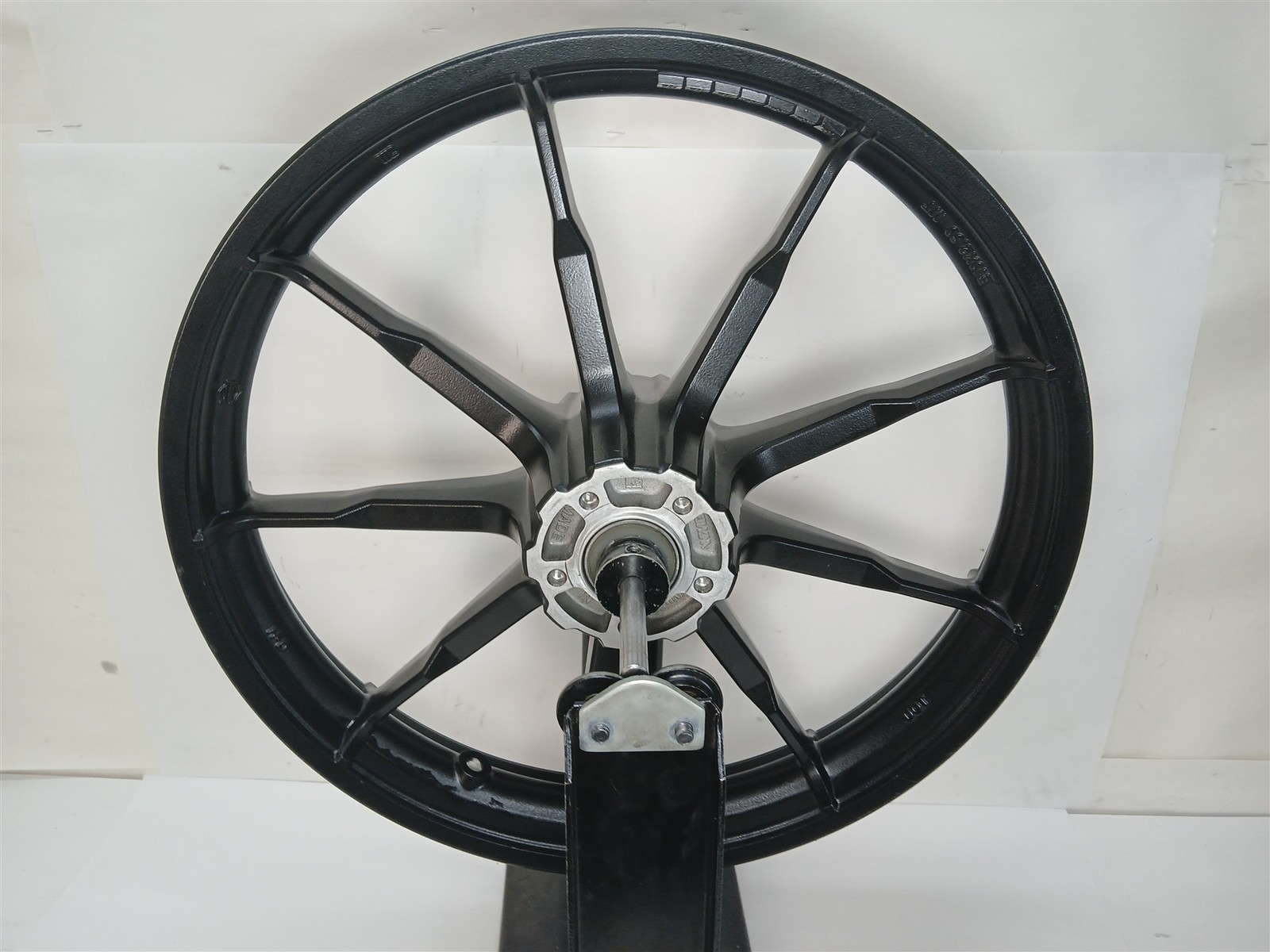 Harley-Davidson 20-26 Low Rider S FXLRS Front Wheel 19x2.5 Black Harley-Davidson 20-26 Low Rider S FXLRS Front Wheel 19x2.5 Black