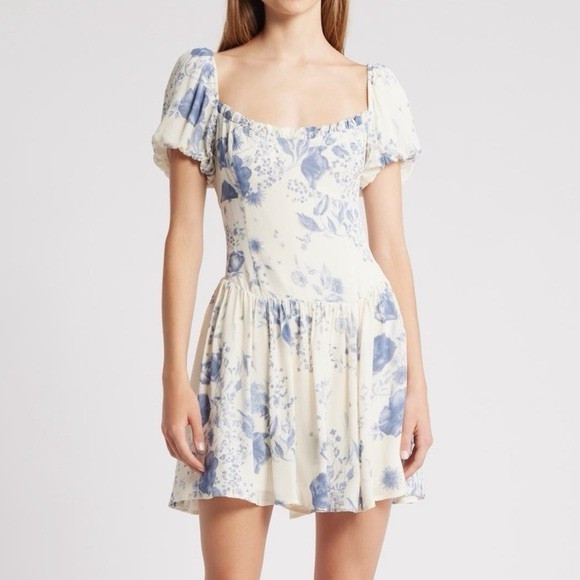NWT Reformation Davonne Blue White Floral Mini Dress Size 12